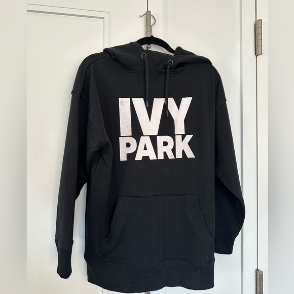 SOLD! IVY PARK Black hoodie Essential Logo Cotton New Without Tag Size S - Picture 3 of 15